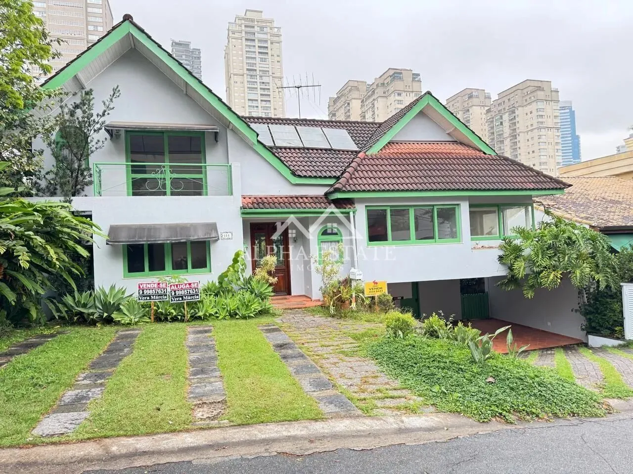 Casa de Alto Padrão no Condomínio Alphaville Residencial 3