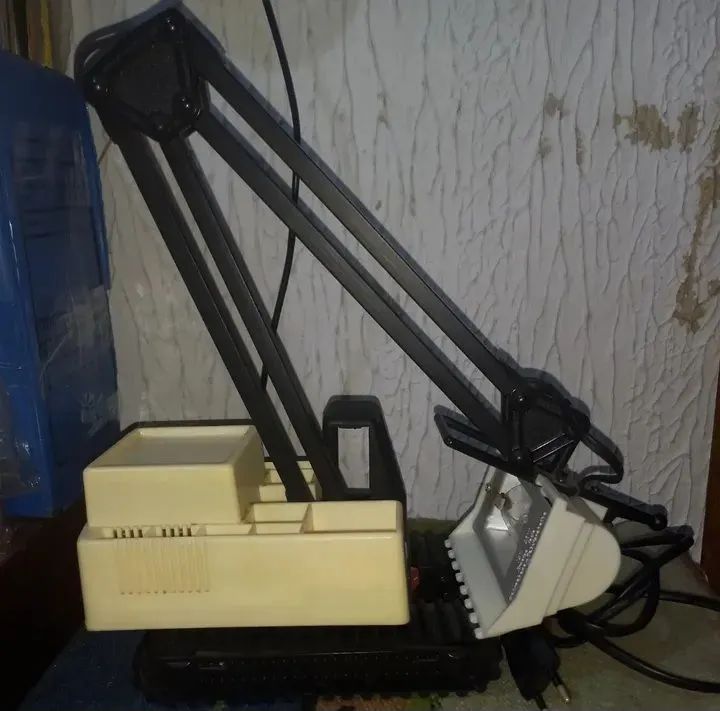 Luminária de mesa Retroescavadeira  - Foto 2