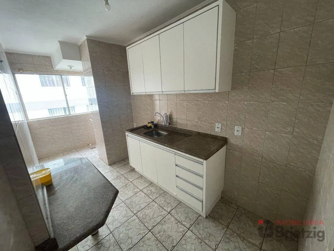 Apartamento com 3 dormitórios para alugar, 88 m² por R$ 1.800 + taxas/mês - Bom Retiro - J