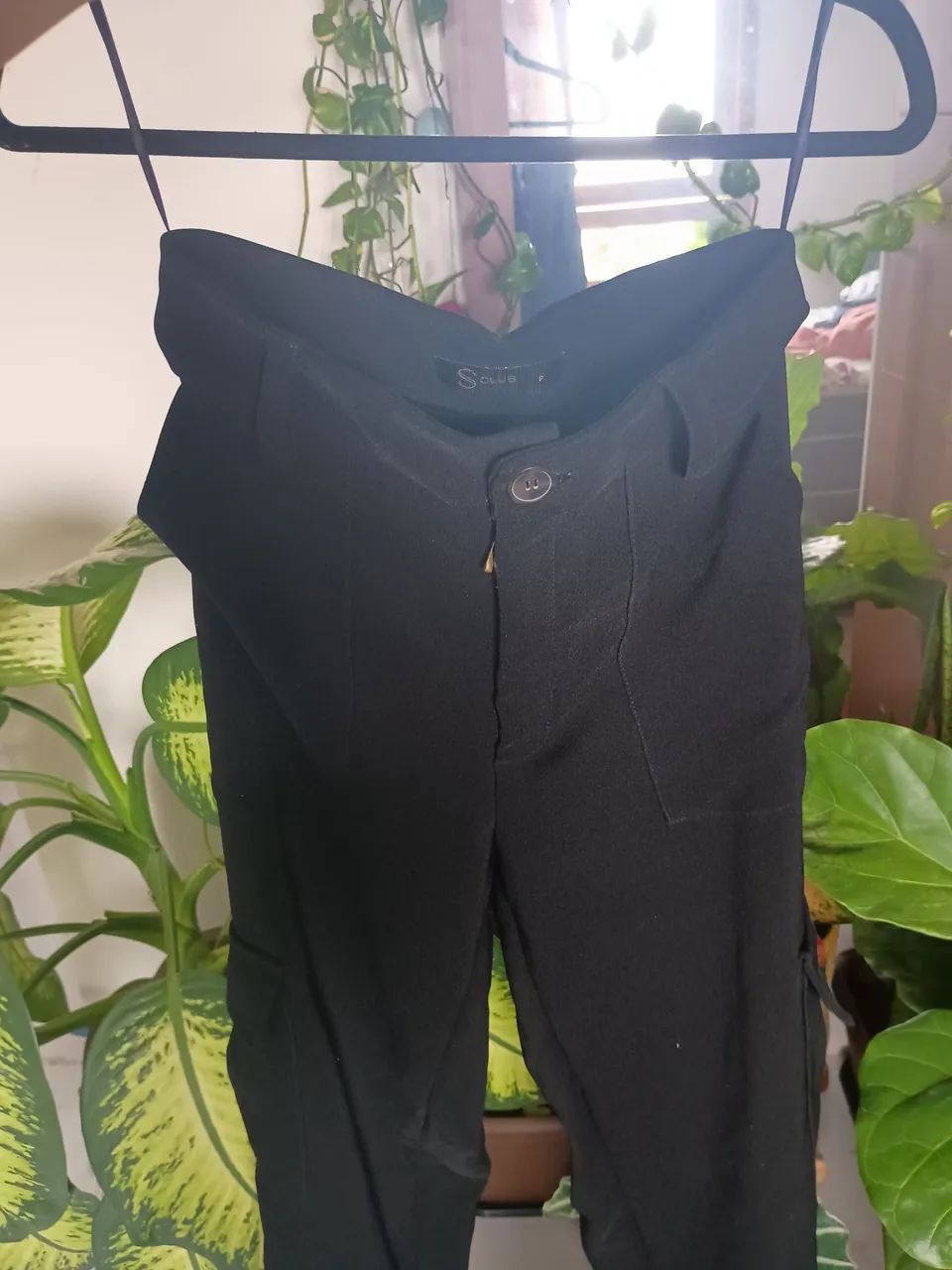 DESAPEGO calça cargo Carmen Steffens 