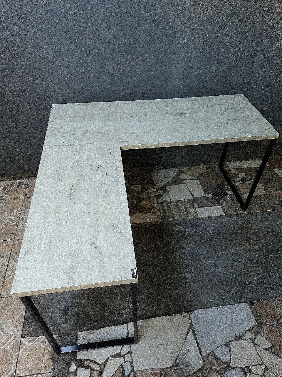 Mesa de Escritório L, 1.50 x 1.50 NOVA, pra computador, escritório