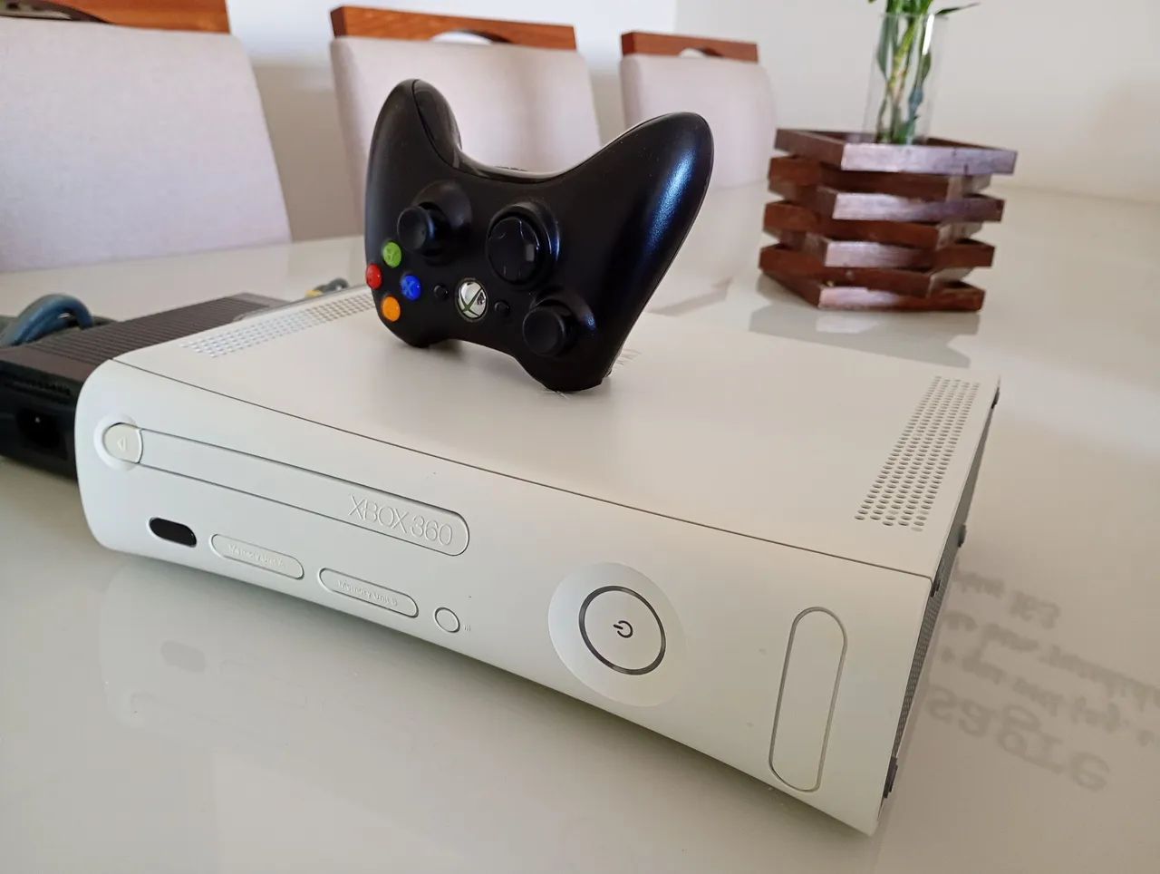 Xbox 360 fat em ótimo estado de conservação desbloqueio RGH3 ltu2 HD 60gb com jogos - Foto 2