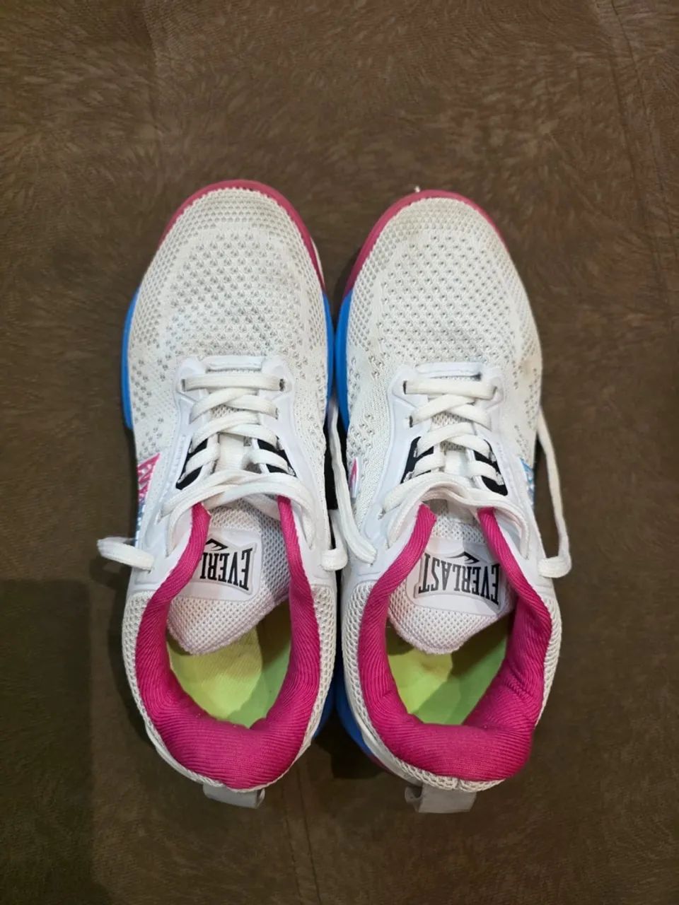 2 tênis da marca adidas e everest - Foto 3