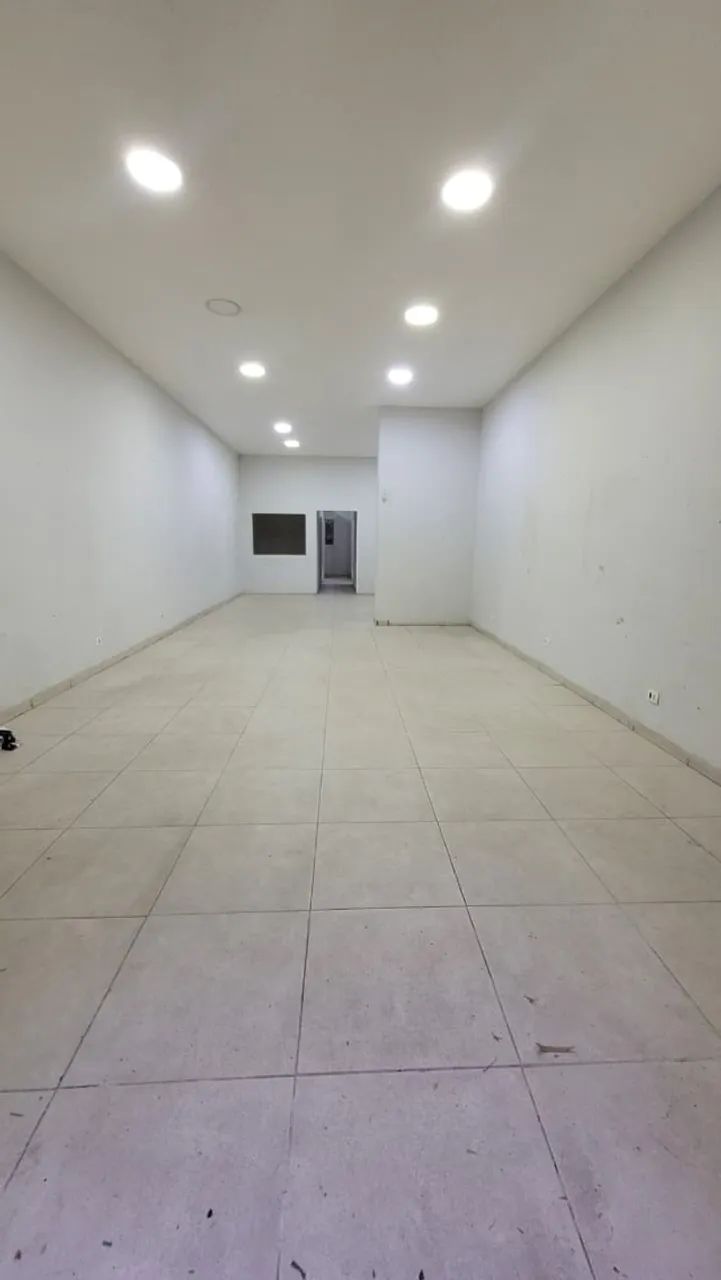 Aluga-se Salão Comercial 100m2 no Parque Fernanda