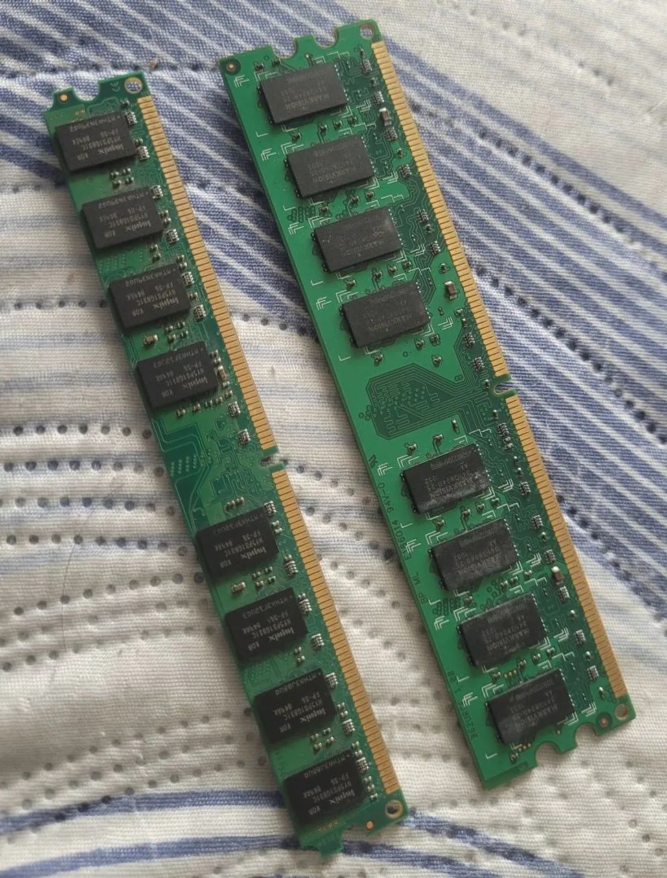 2 Memórias DDR2 de 2 GBs cada uma ! - Foto 2