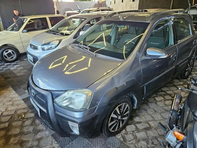 Toyota Etios ETIOS CROSS 1.5 Flex 16V 5p Mec. 2014