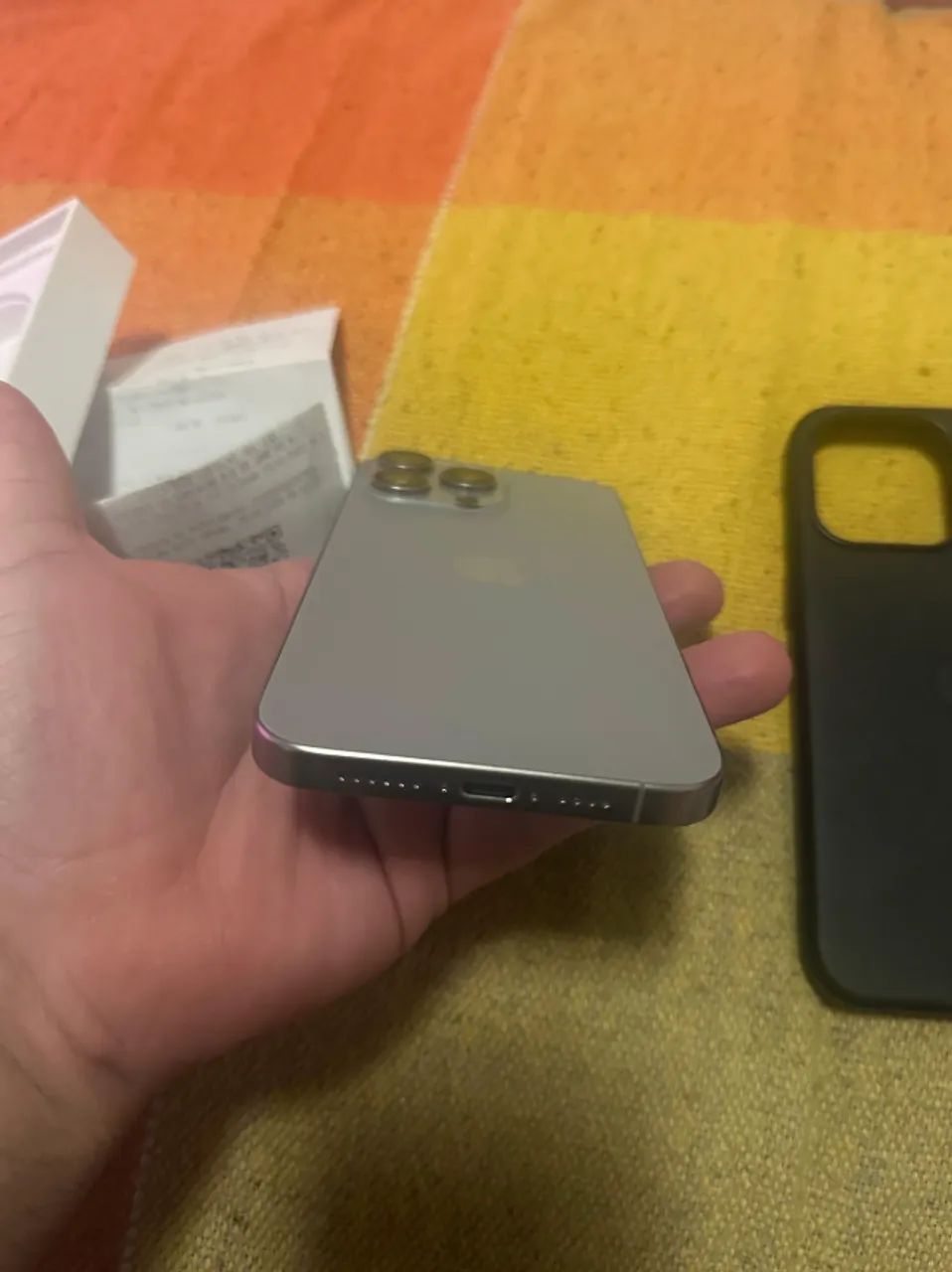 iPhone 15 Pro Max - Foto 2