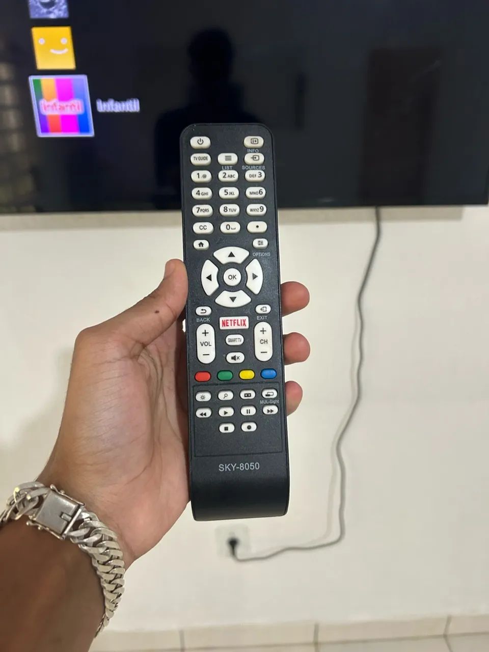 Tv Aoc 43 polegadas  - Foto 3