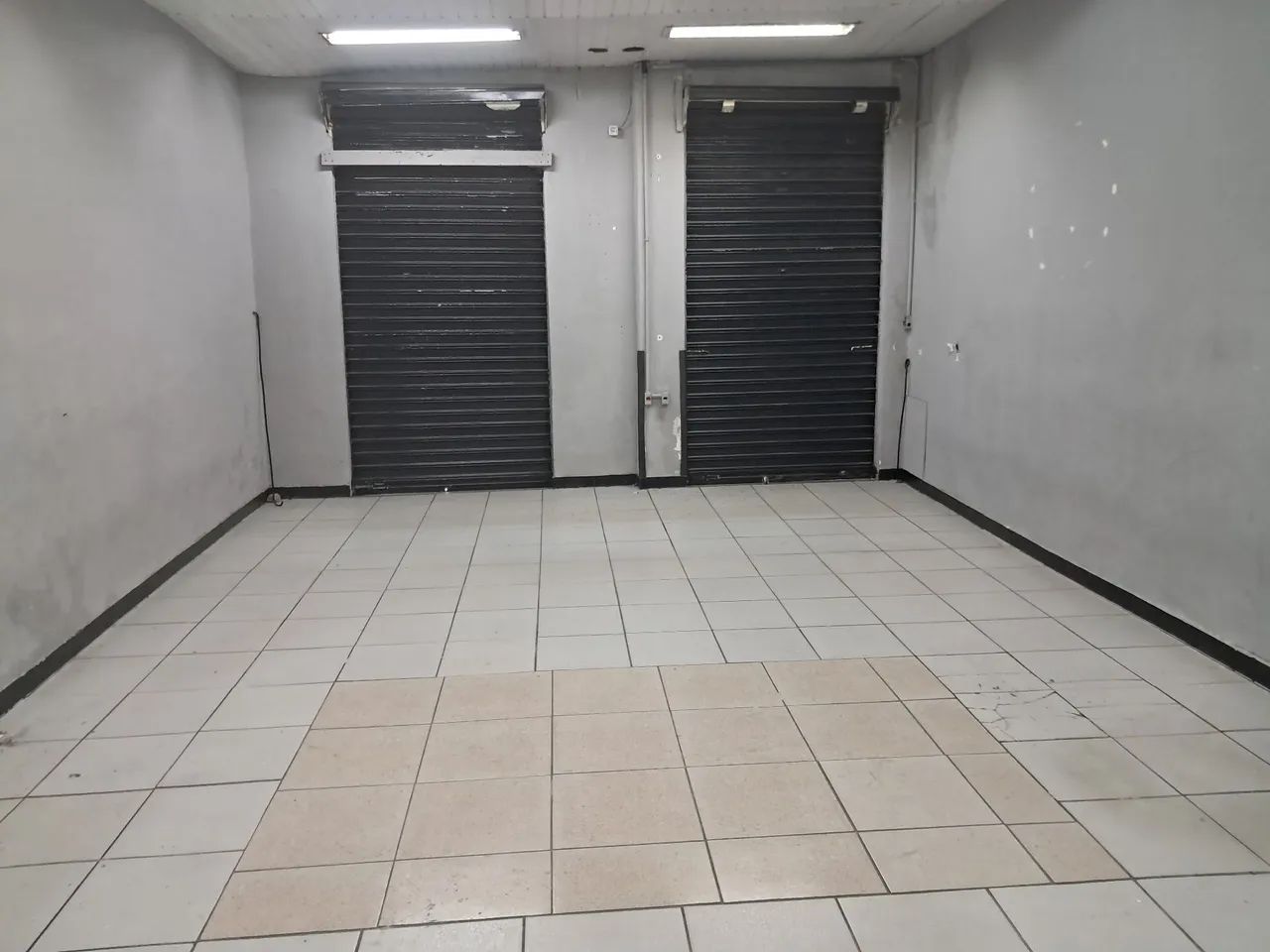 Loja de frente para avenida democráticos  - Foto 4