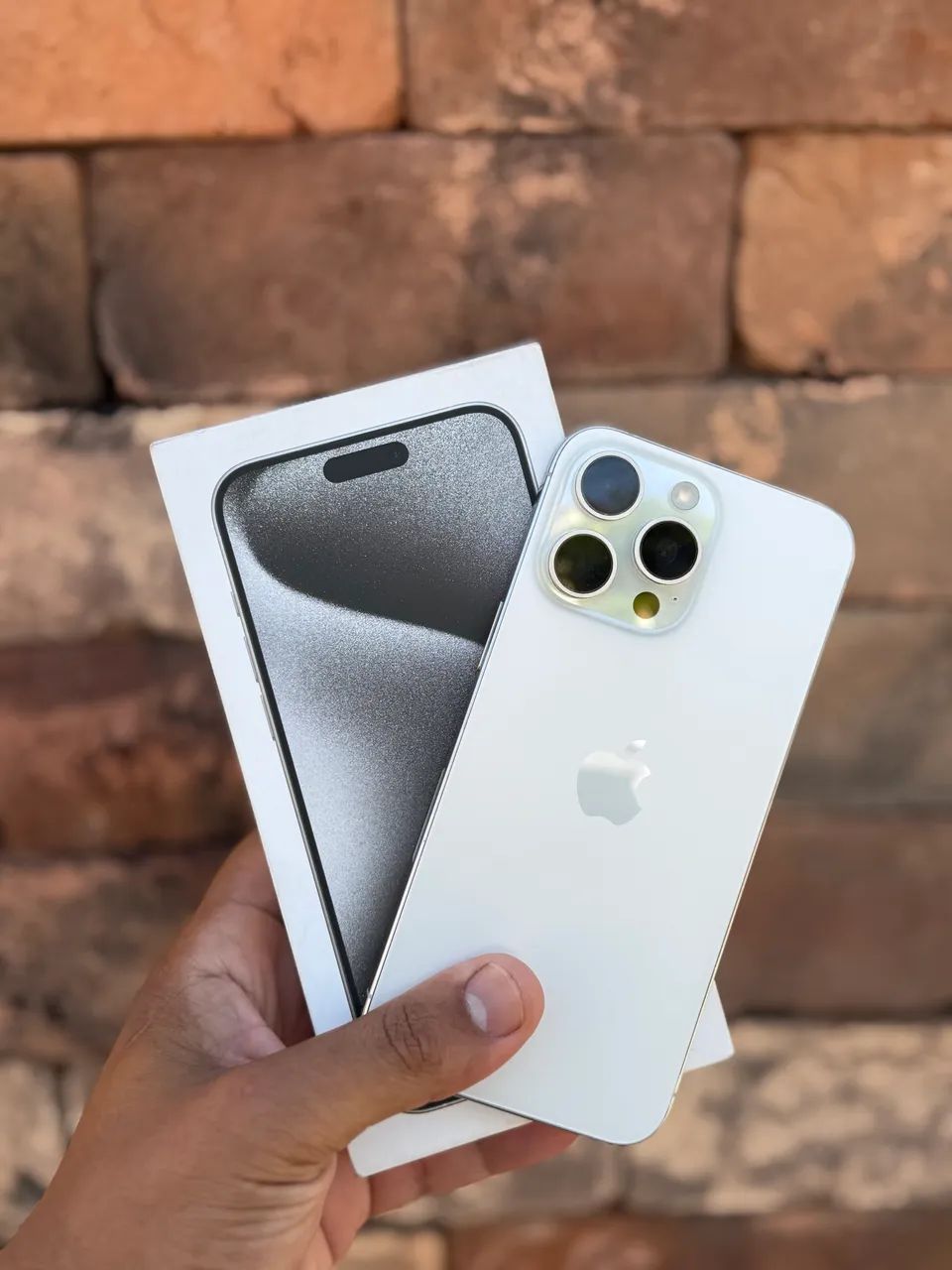 iPhone 15 Pro Max 