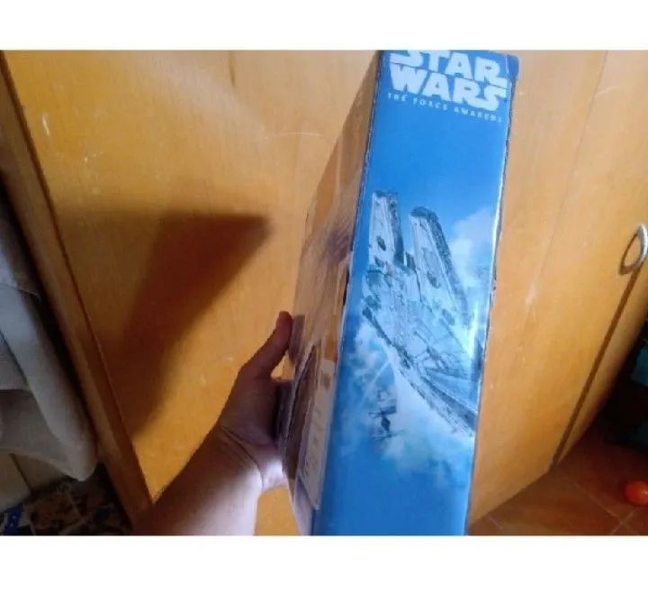 Millenium Falcon Star Wars com 25 cm  - Foto 5