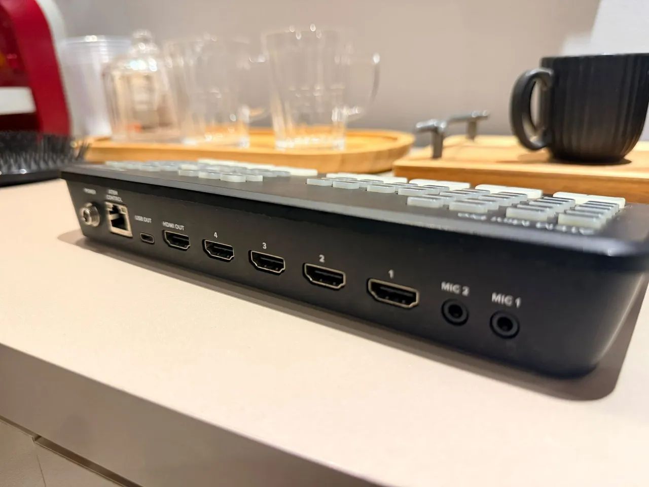 Blackmagic Atem Mini Pro - Foto 4