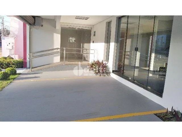 Prédio Padrão em Uberlândia - Foto 2