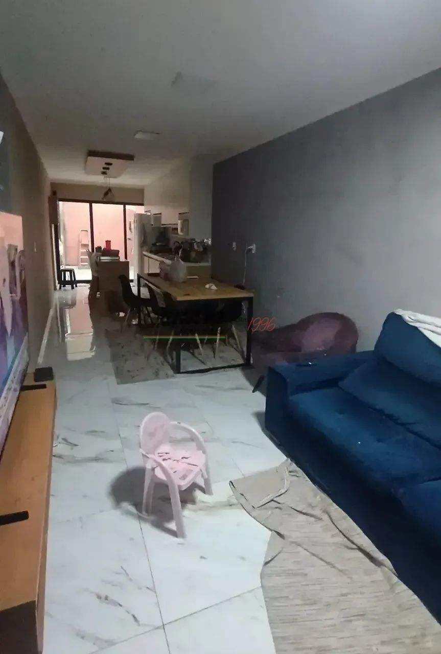 Casa à venda no Parque Barnabé com 3 quartos
