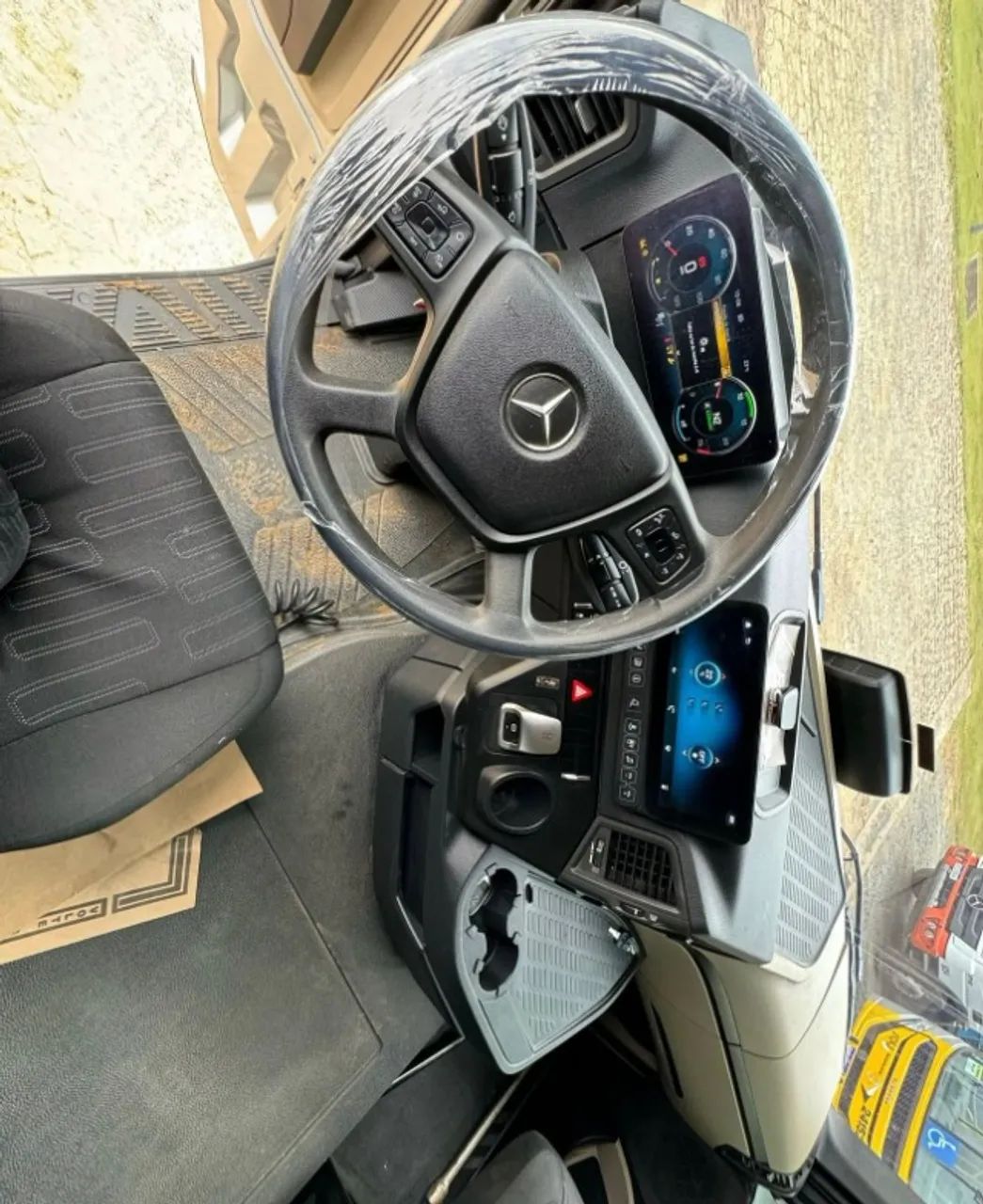 MB Actros 2548 6x2 Ano 2020 - Foto 5