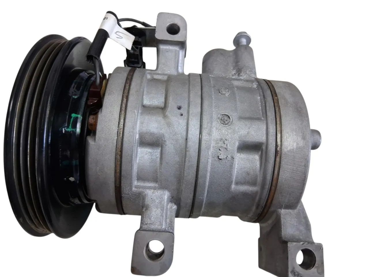 Compressor Ar Condicionado Renault Kwid Original * - Foto 9