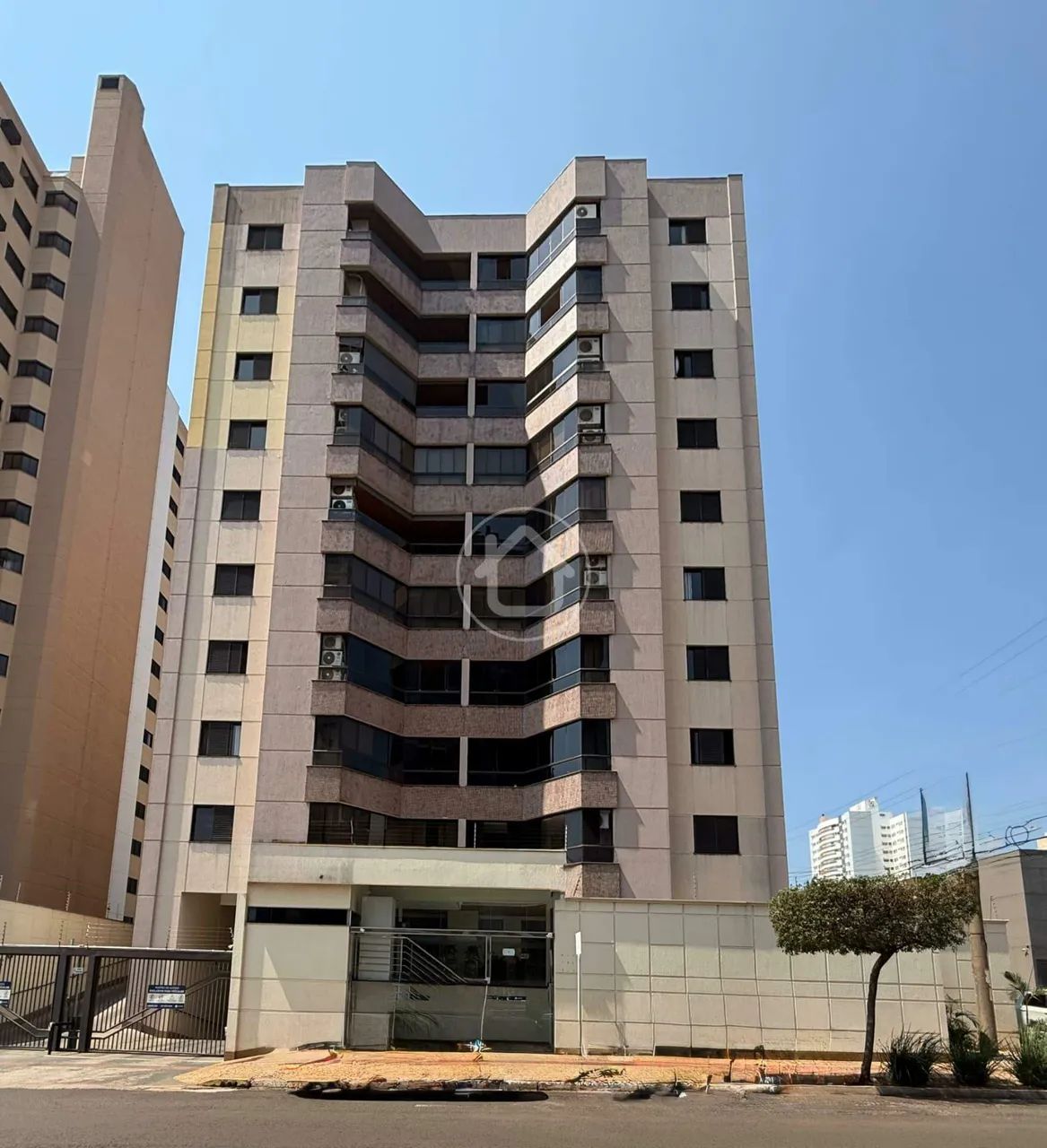 APARTAMENTO EDIFICIO VERMONT