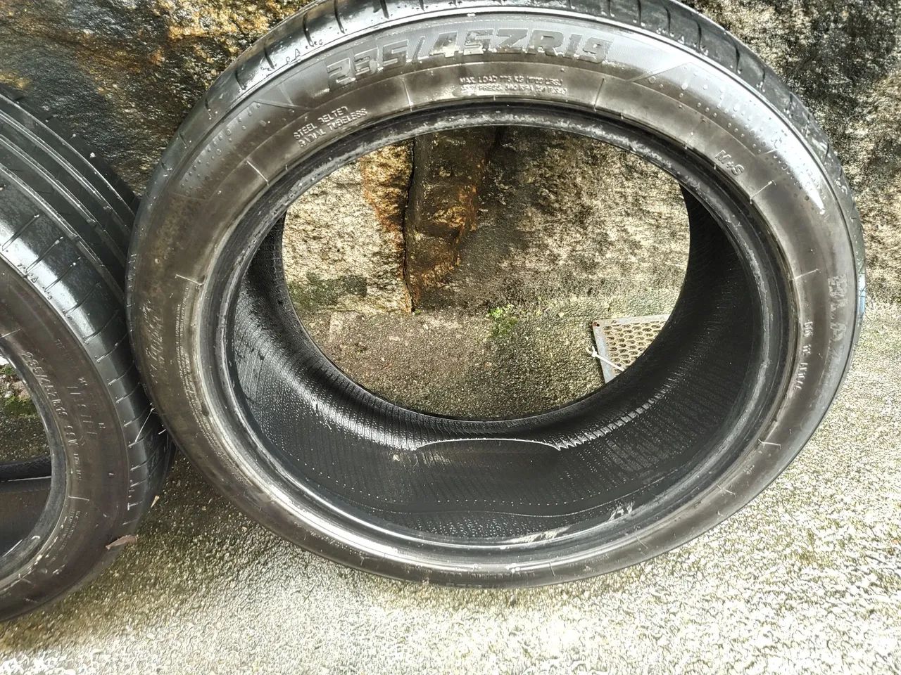4 pneus 235/45ZR19 Usados BARBADA  - Foto 4