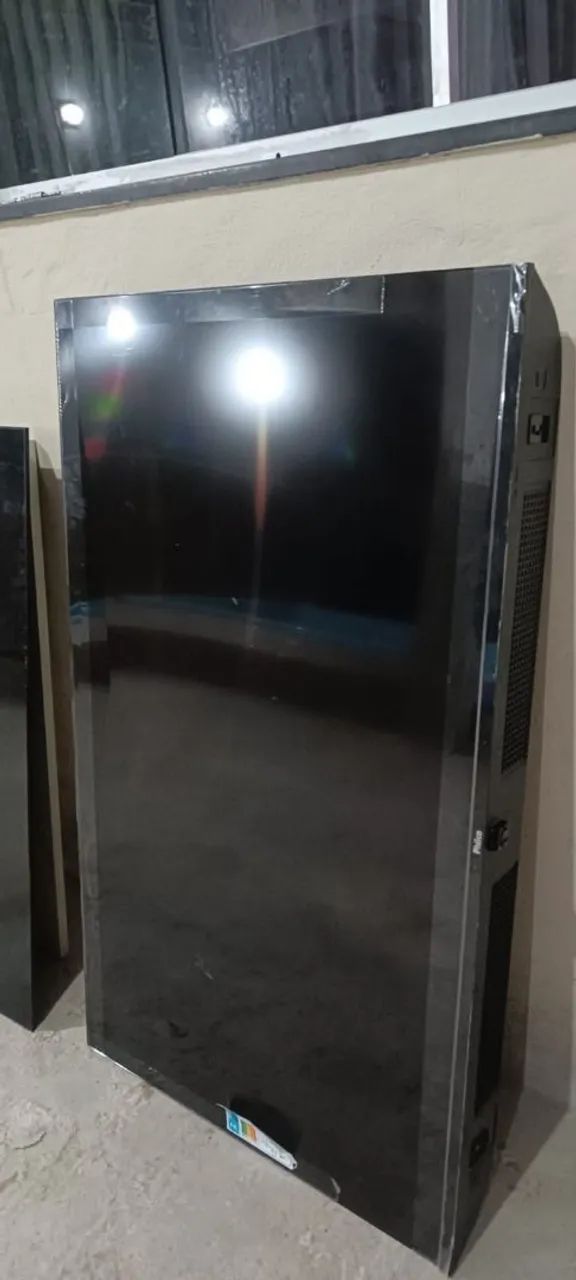 Vendo duas TVs de 43 e 50 polegadas  - Foto 2