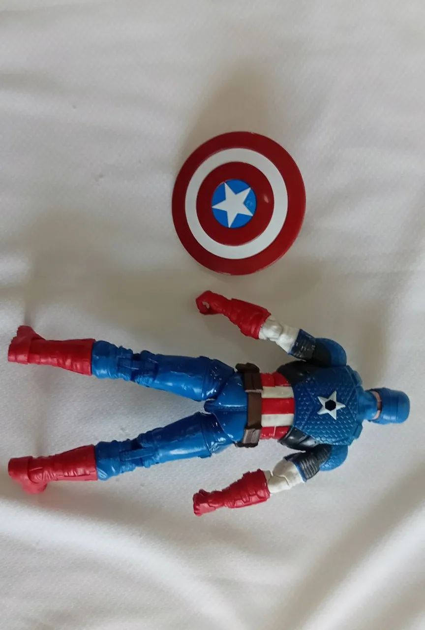 Capitão América Marvel Legends  - Foto 2