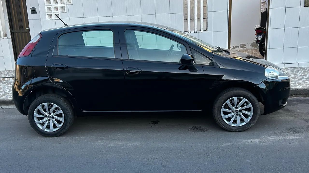 Fiat Punto Attractive 1.4 Fire Flex 8V 5P 2011 - Foto 5