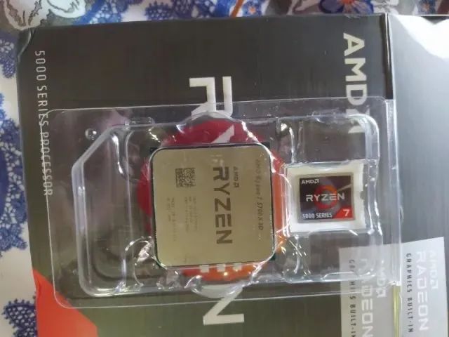 RYZEN 7 5700X3D - Foto 4