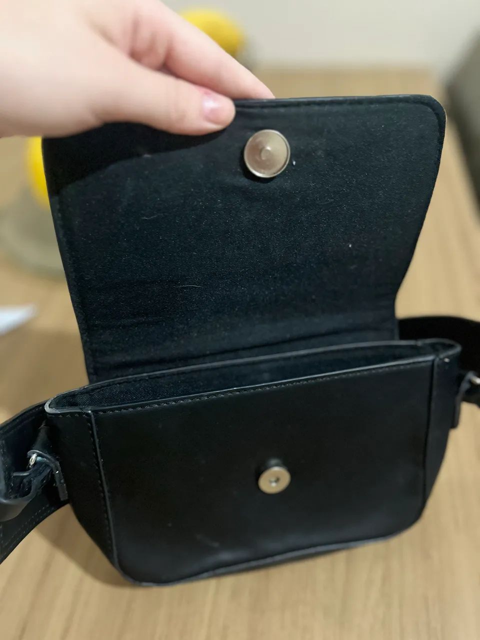 Vendo bolsa preta nunca usada  - Foto 3