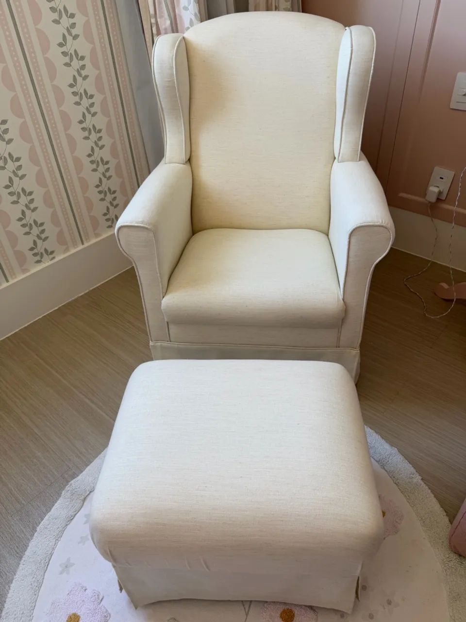 Poltrona de Amamentação Babylook e Puff Gama Abstratto - Foto 2