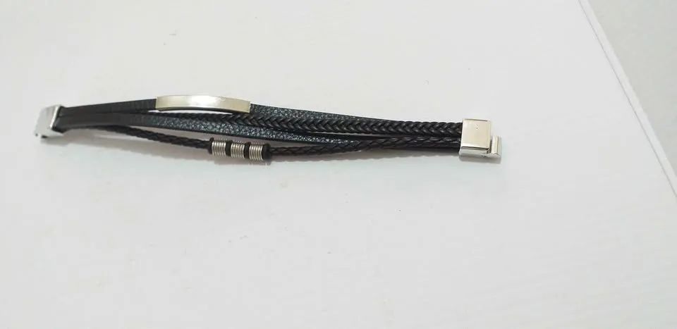 Pulseira Masculina Vintage com fechamento de imã - cor preta - Foto 4