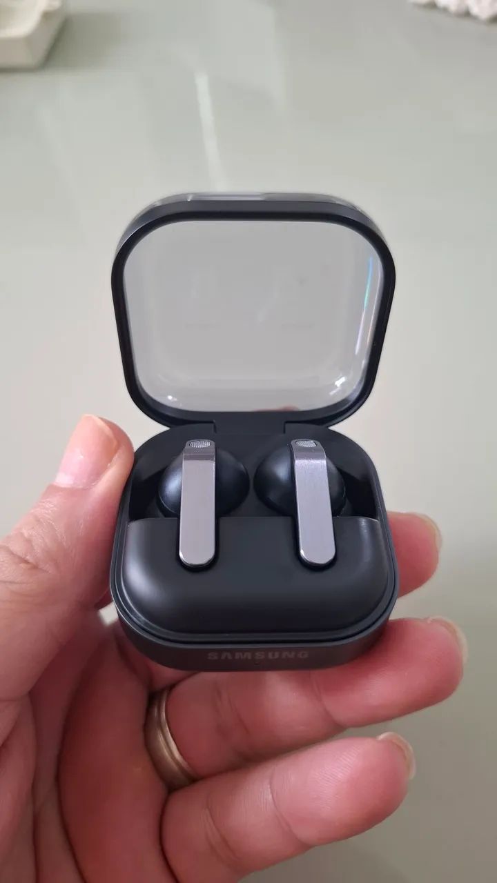 Samsung Galaxy Buds4 Pro 