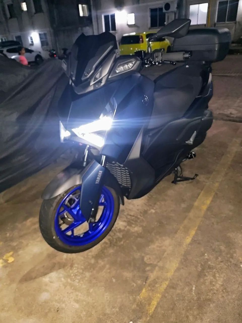 Vendo scooter Xmax 250 2025 - Foto 2