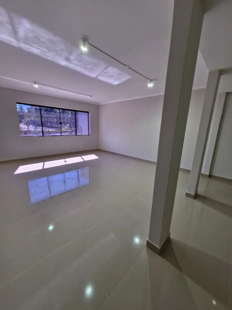 Prédio comercial em frente à Igreja Universal - Foto 5