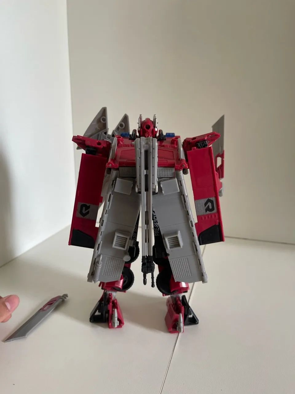 Transformers DOTM Classe líder Sentinel Prime - Foto 2