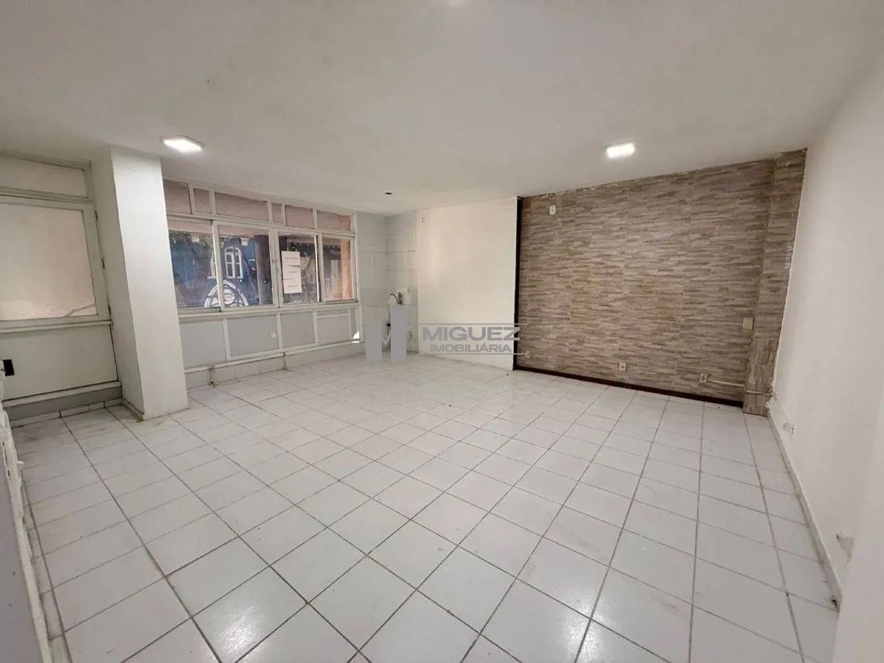 SOBRE LOJA À VENDA - RUA FARANI COM 36M². EXCELENTE LOCALIZAÇÃO! - Foto 2