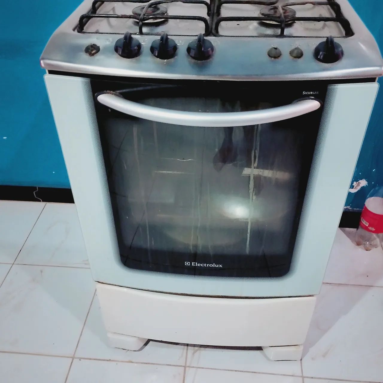 Fogão 4 bocas automático 300,000 