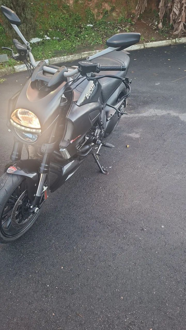 Ducati Diavel Revisada 