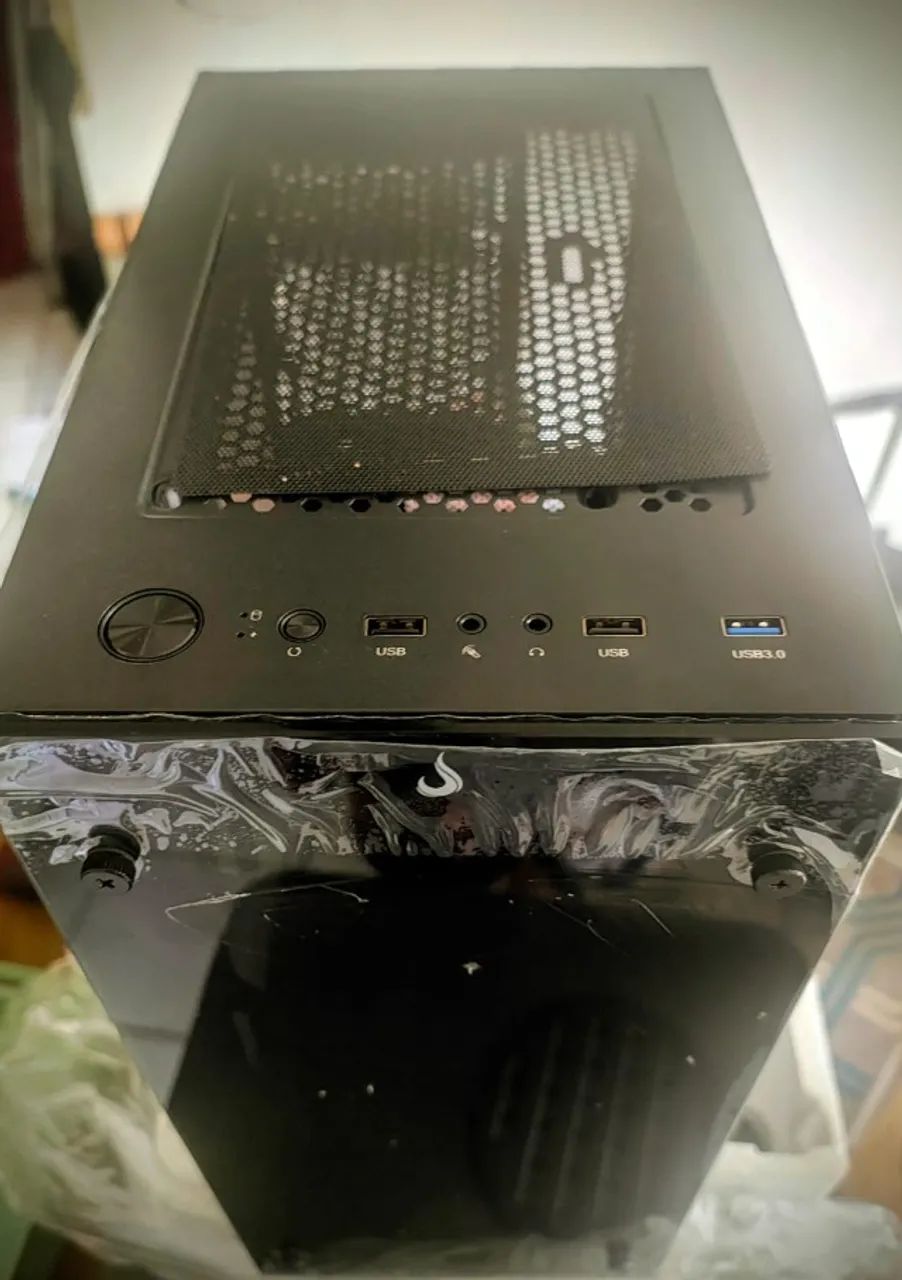 GABINETE GLASS 06X BLACK RISE