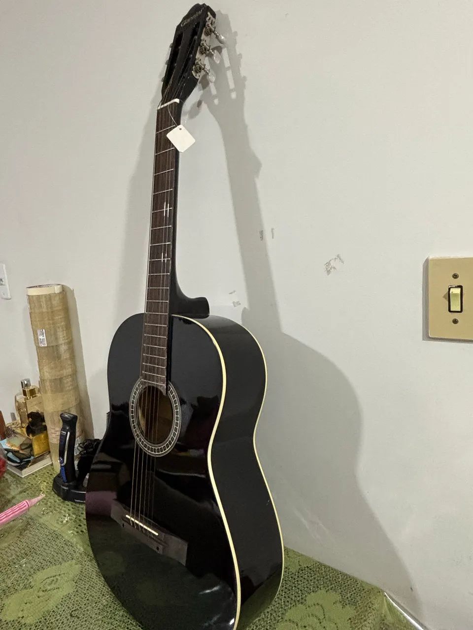 Vendendo um violão  - Foto 2