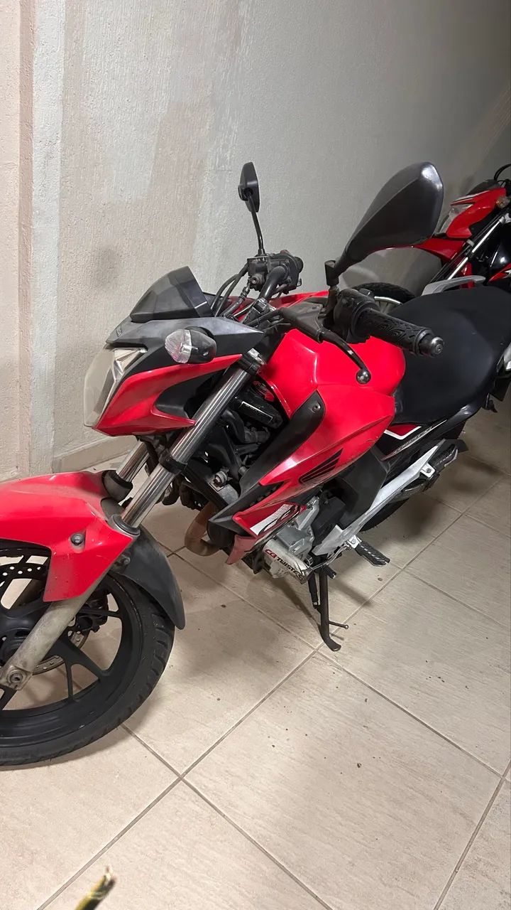 Twister CB 250 