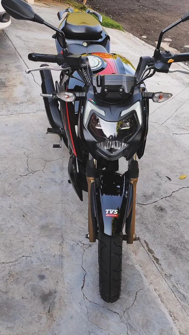 Apache RTR 200 - Foto 4