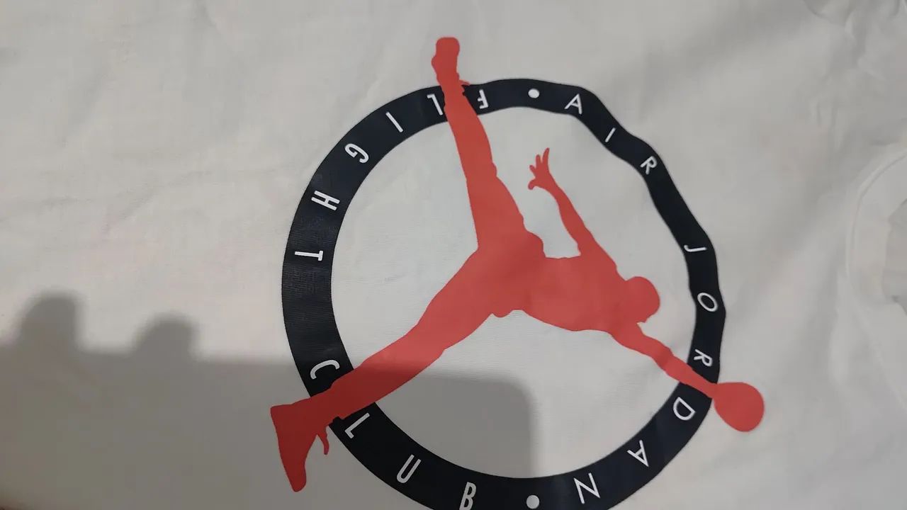 Camiseta Jordan oficial - Foto 2