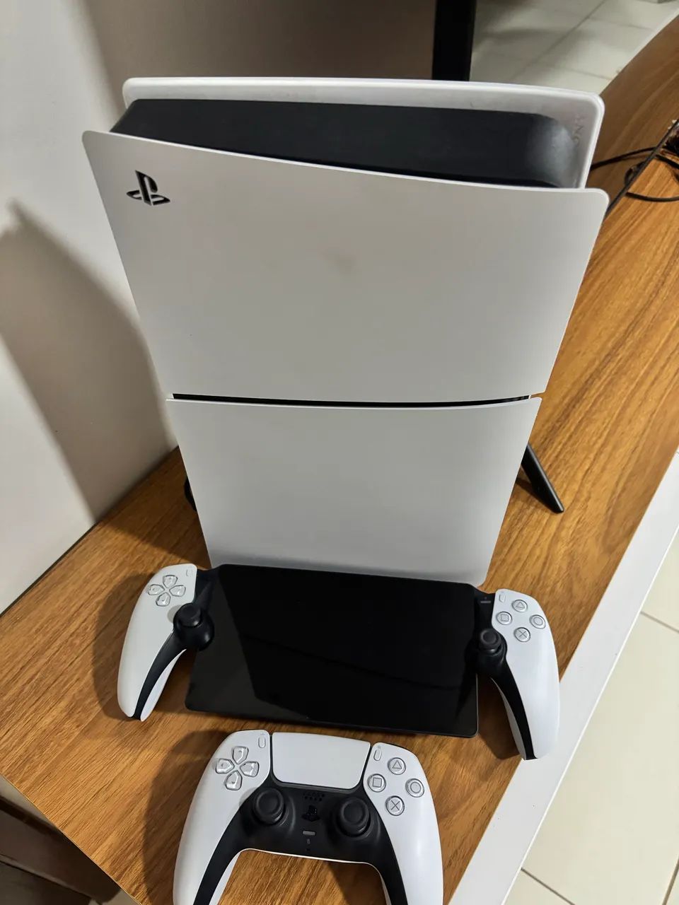 PS5 Slim 825gb