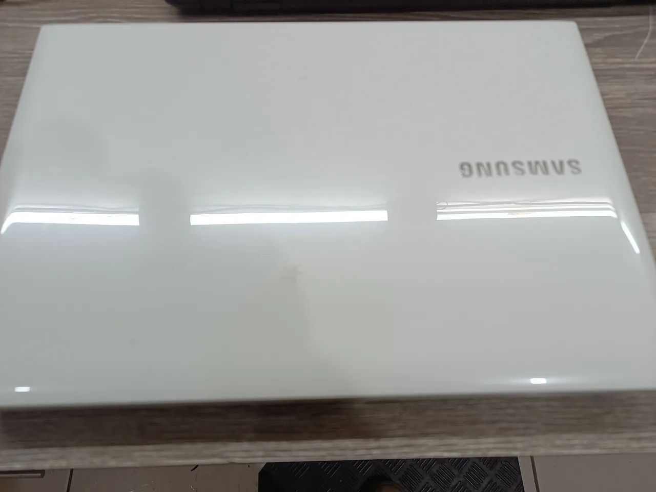 Notebook i3, SSD, 4 GB RAM.