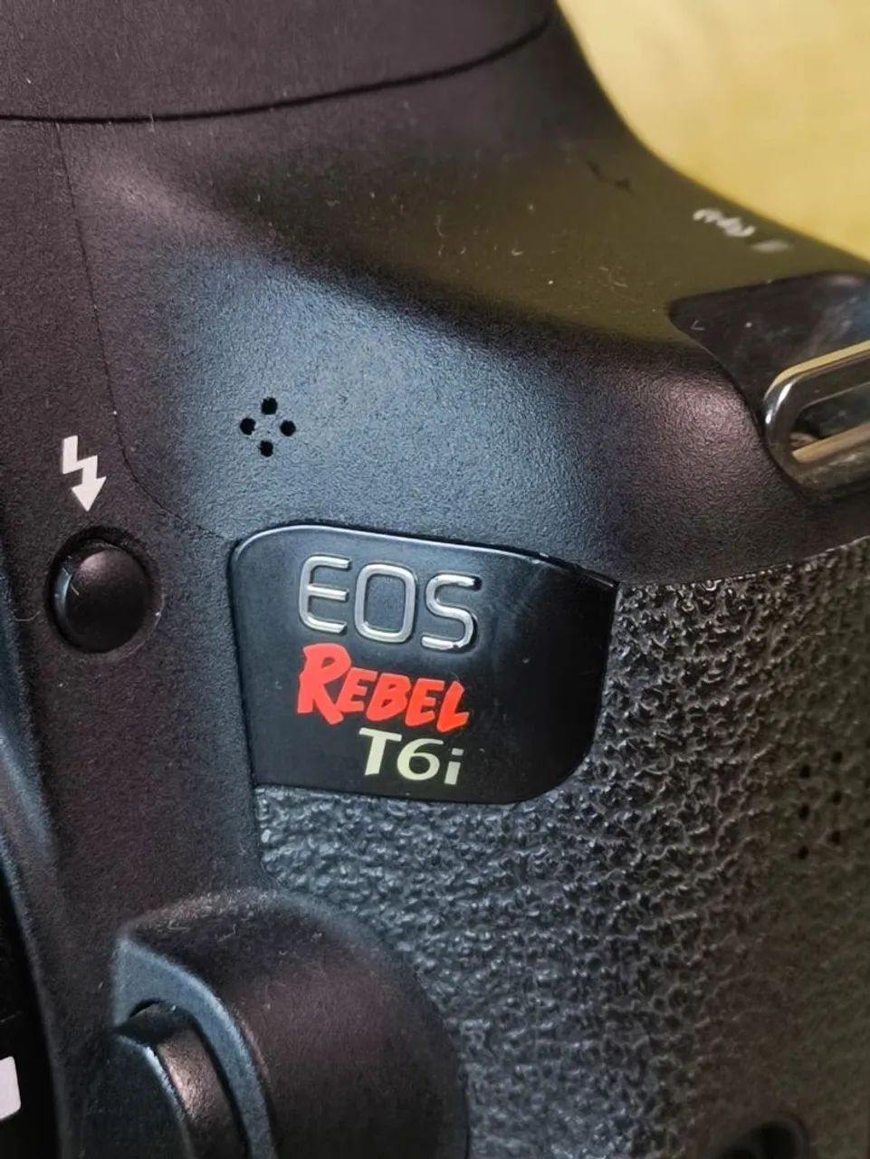 CANON T6I KIT 