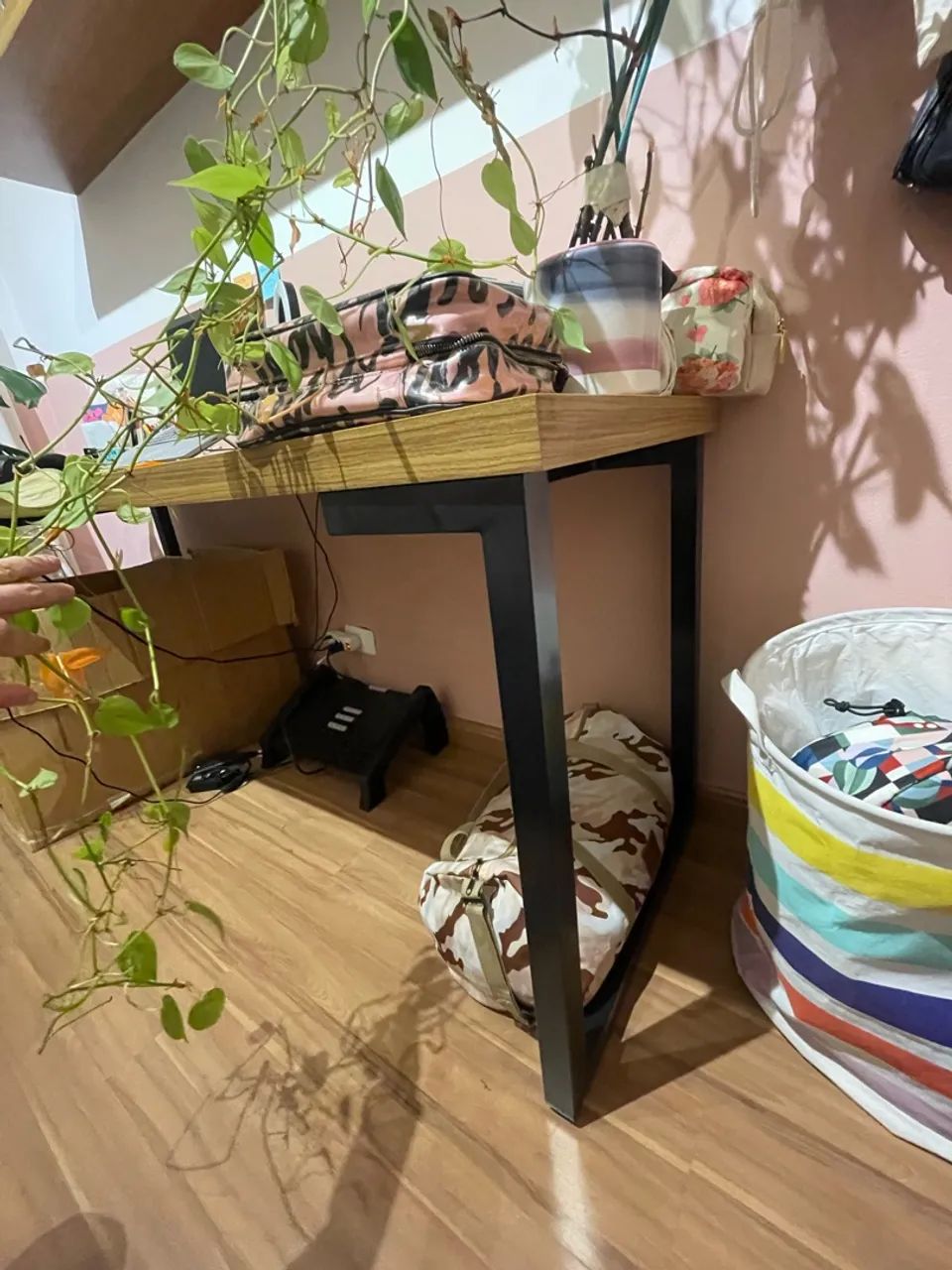 Mesa de escritório - Apenas retirada - Foto 2