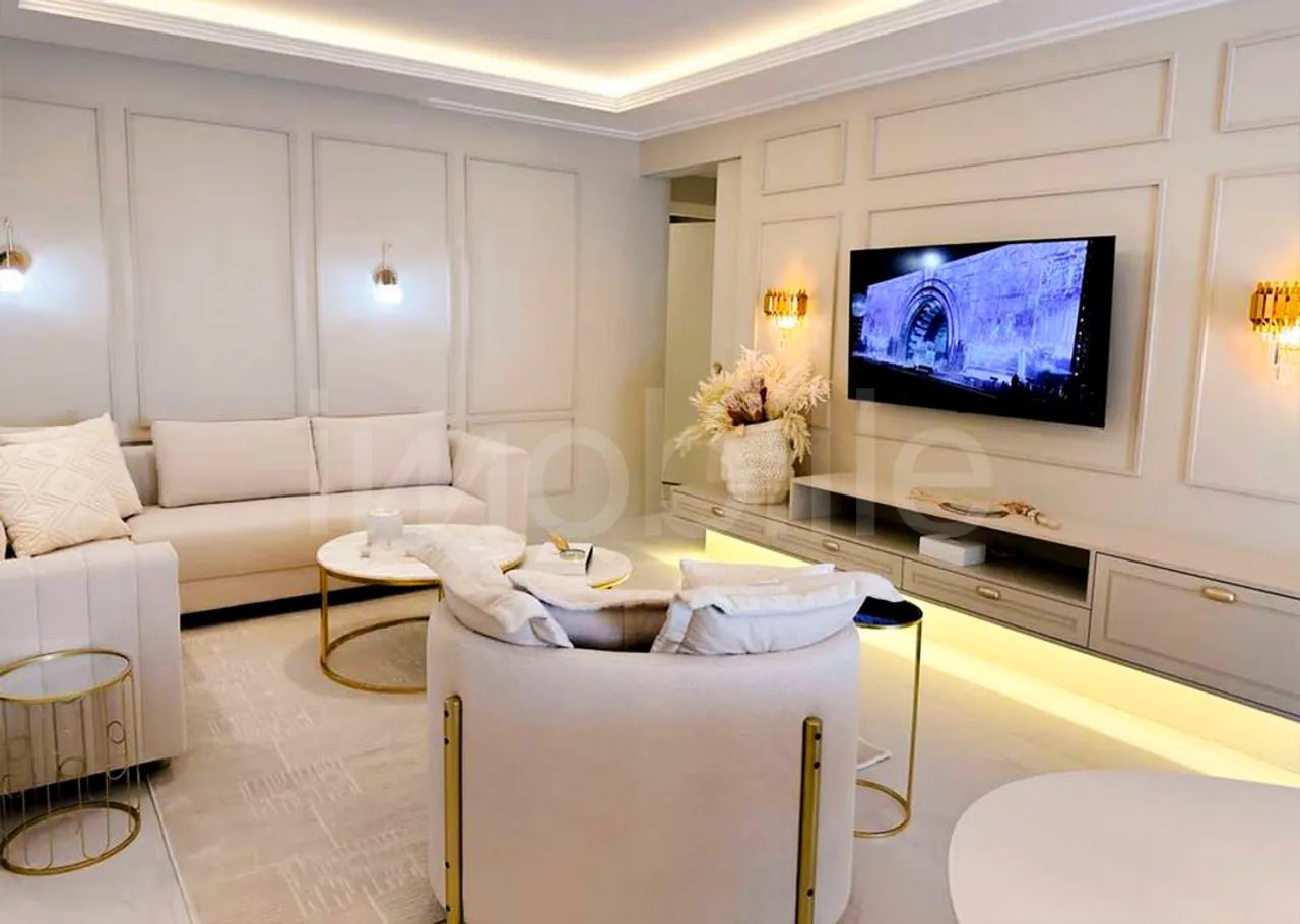 Apartamento Mobiliado no Edifício Fontana di Trevi em Itapema
