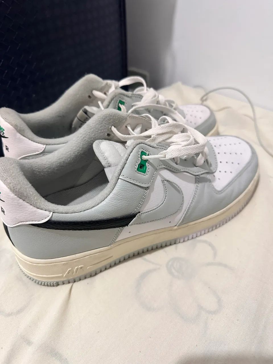 Nike Air Force 1 ?07 LV8 Nº 44 - Semi-novo com caixa