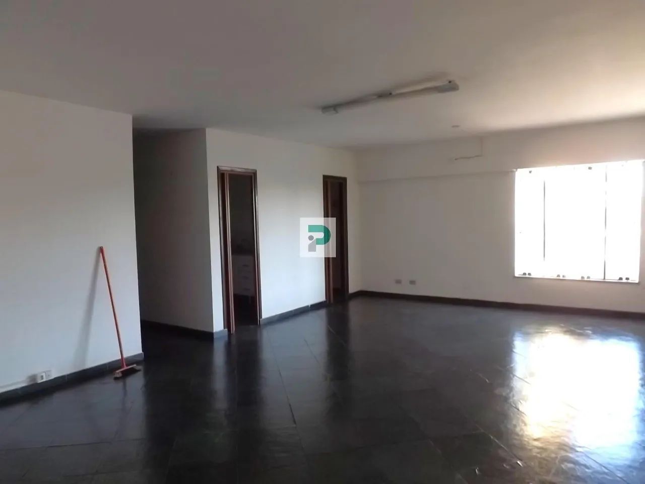 Sala Comercial para Locação em Mogi das Cruzes, Centro, 1 banheiro