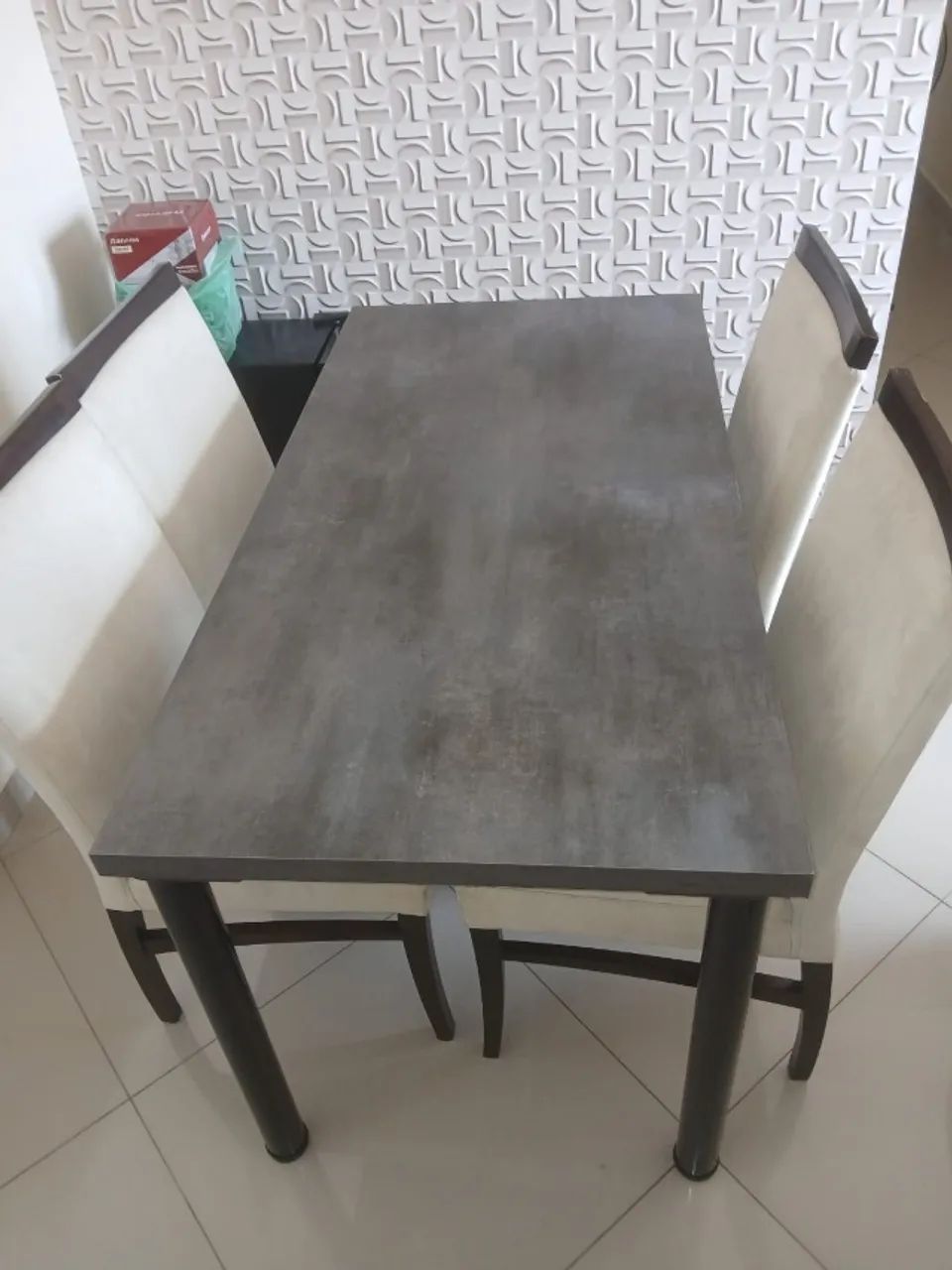 Mesa de jantar retangular 4 cadeiras - Foto 2