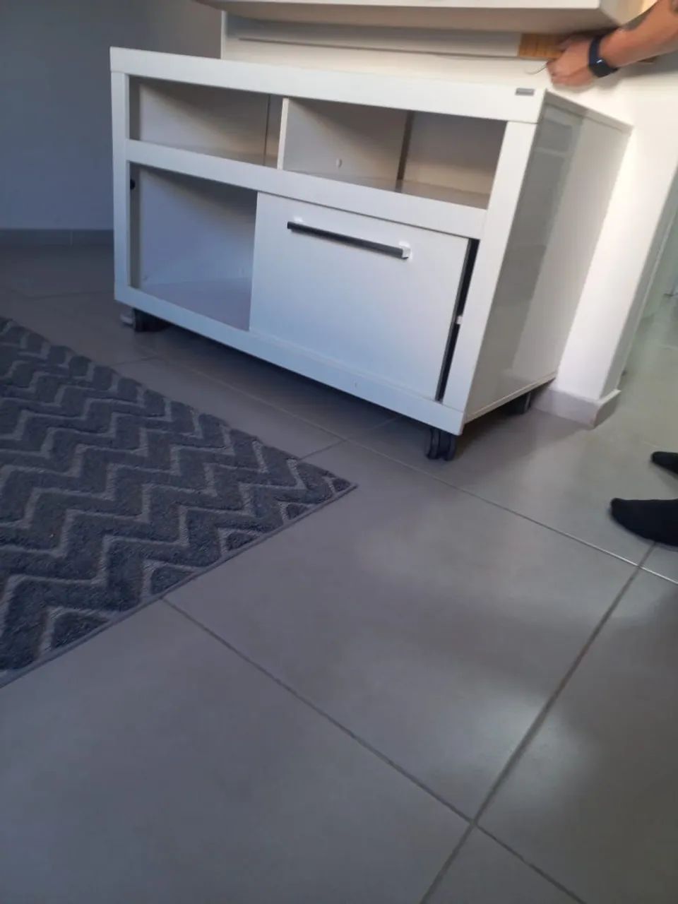 RACK BRANCO PARA SALA 